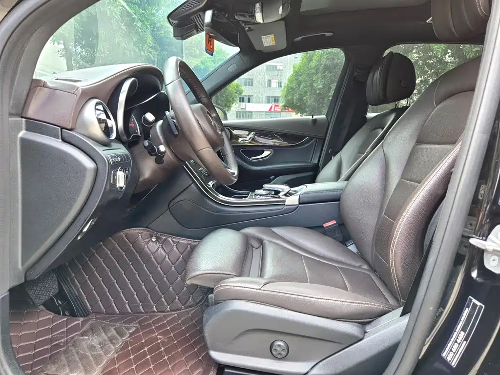 Mercedes-Benz GLC 2019 GLC 260 4MATIC Dynamic