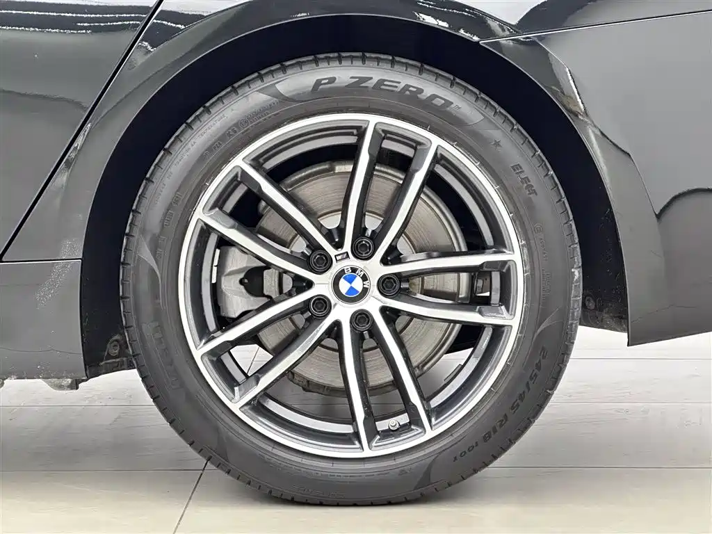 BMW 5 Series New Energy 2021 Model 535Le M Sport Package