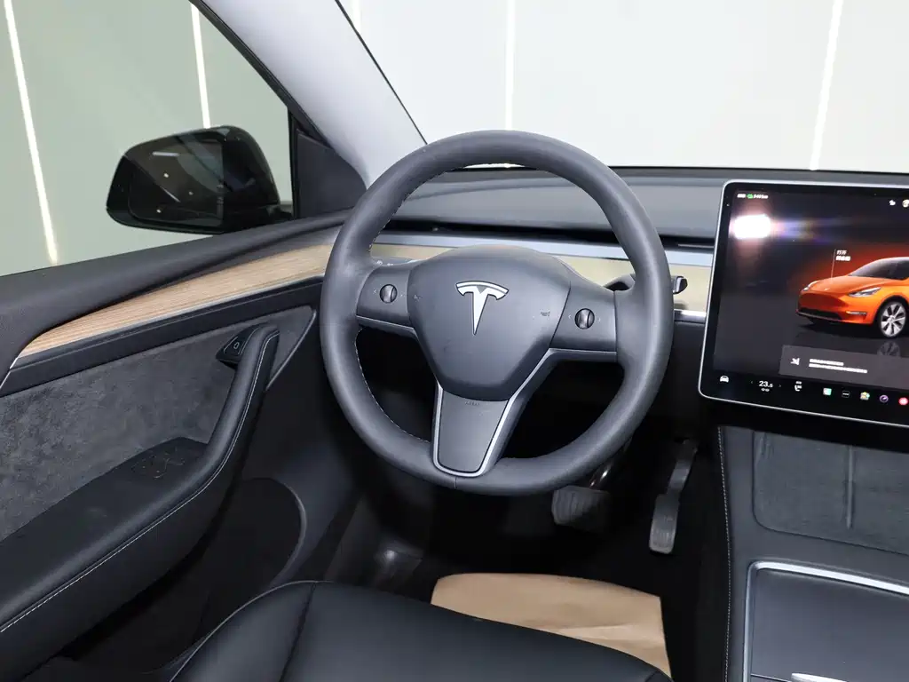 Tesla Model Y 2022 RWD