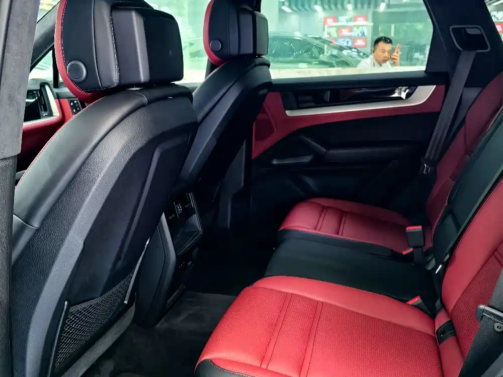 2025 Porsche Cayenne 3.0T