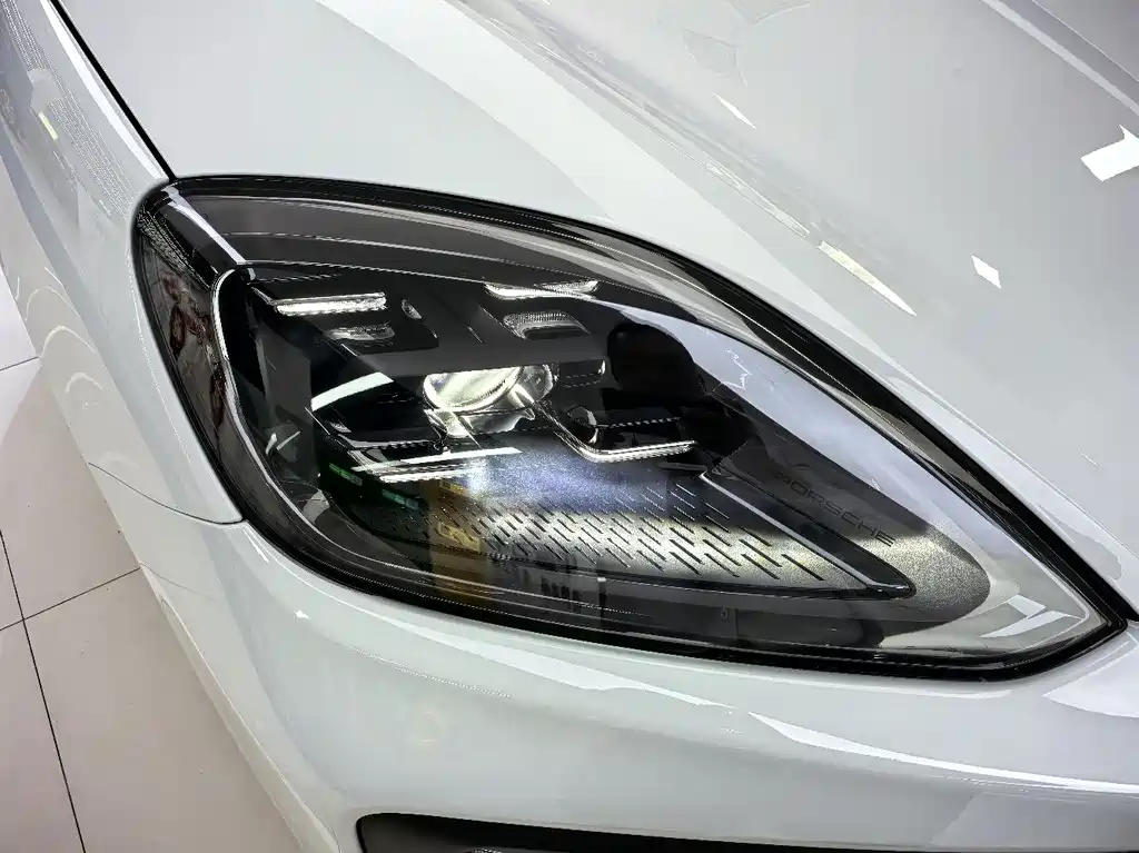 2025 Porsche Cayenne 3.0T