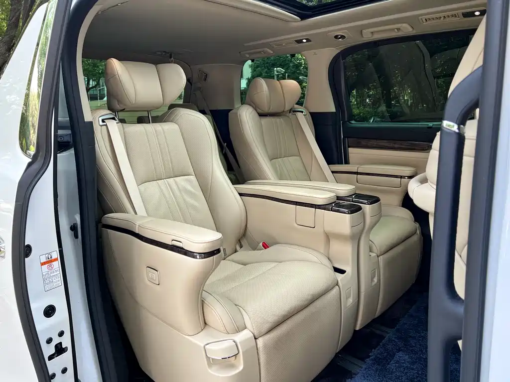 Toyota Vellfire 2019 Hybrid 2.5L HV Premium Edition