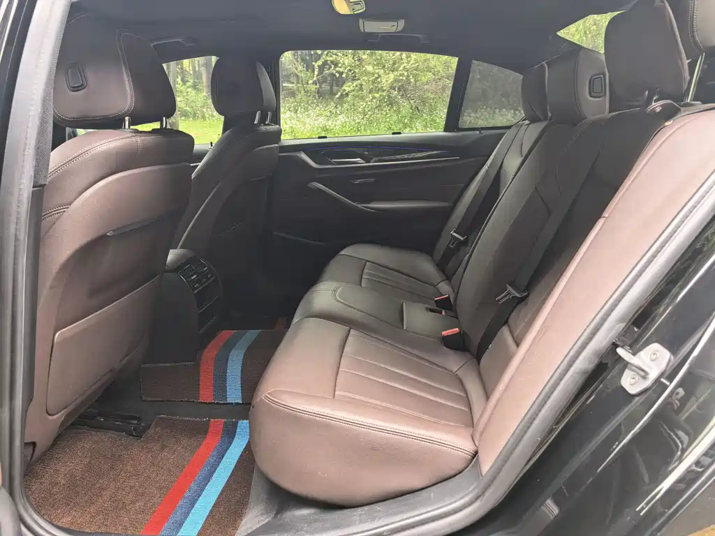 BMW 5 Series 2019 525Li M Sport Package