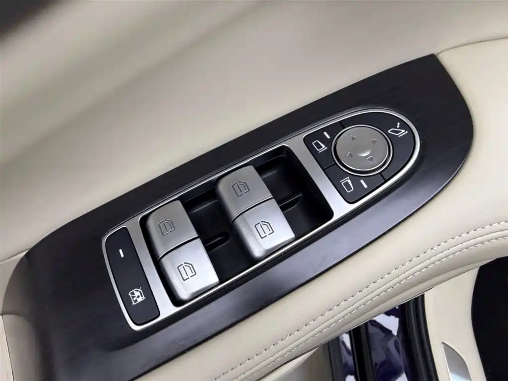 Voyah Dreamer 2024 PHEV Ultra Long Range Flagship Edition