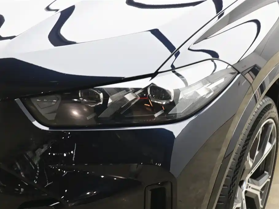 BMW X5 2025 xDrive30Li M Sport Night Edition