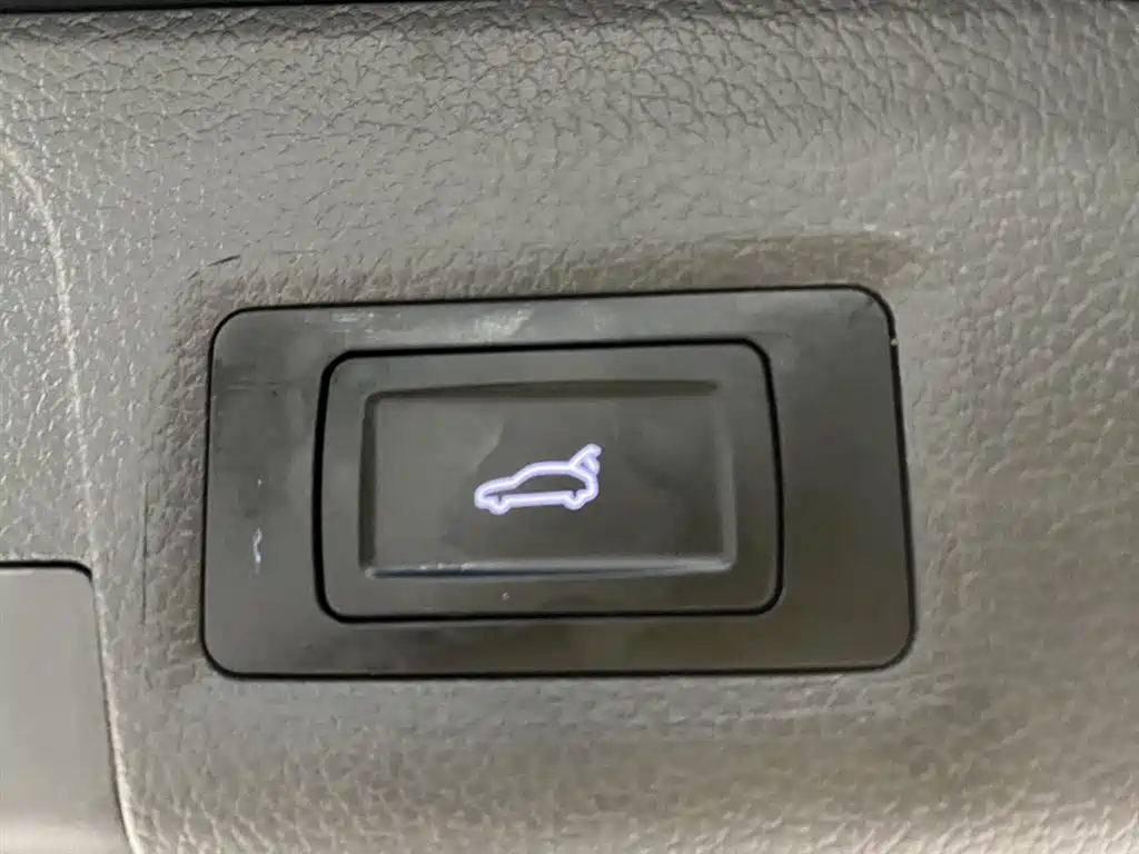 Voyah Dreamer 2025 PHEV AWD Flagship Kunpeng Edition