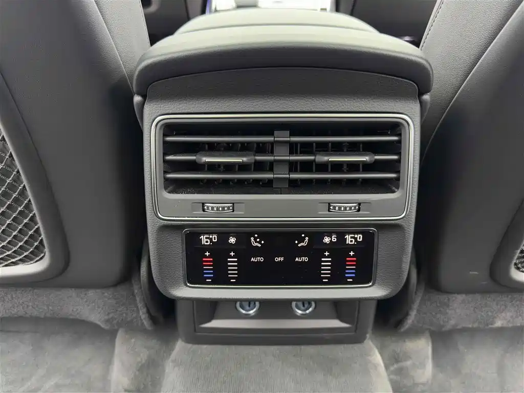 Audi Q7 2025 55 TFSI quattro S line Sport Edition