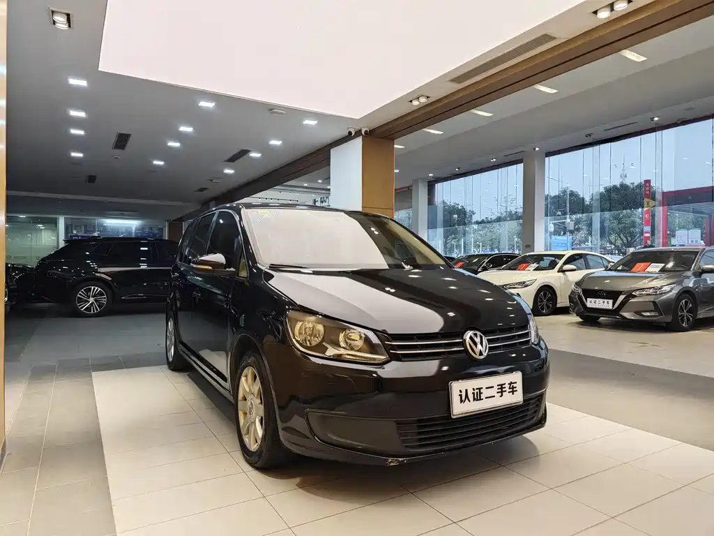 Volkswagen Touran 2011 1.4T Manual Zhishang Edition 5-seater