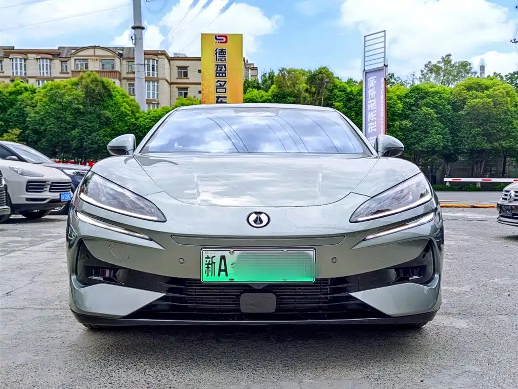 Denza Z9GT 2024 1100 AWD Ultra