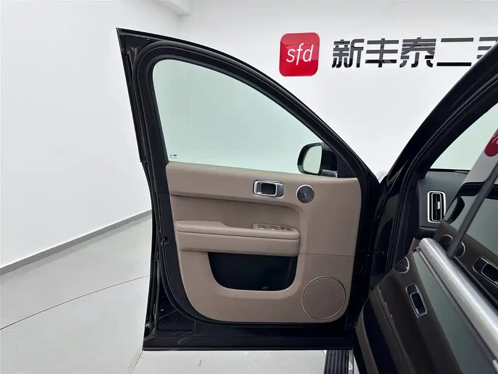 Li Auto L6 2025 Max Intelligent Edition