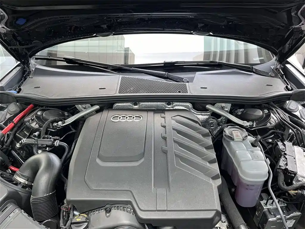 Audi A6L 2025 45 TFSI Premium Dynamic