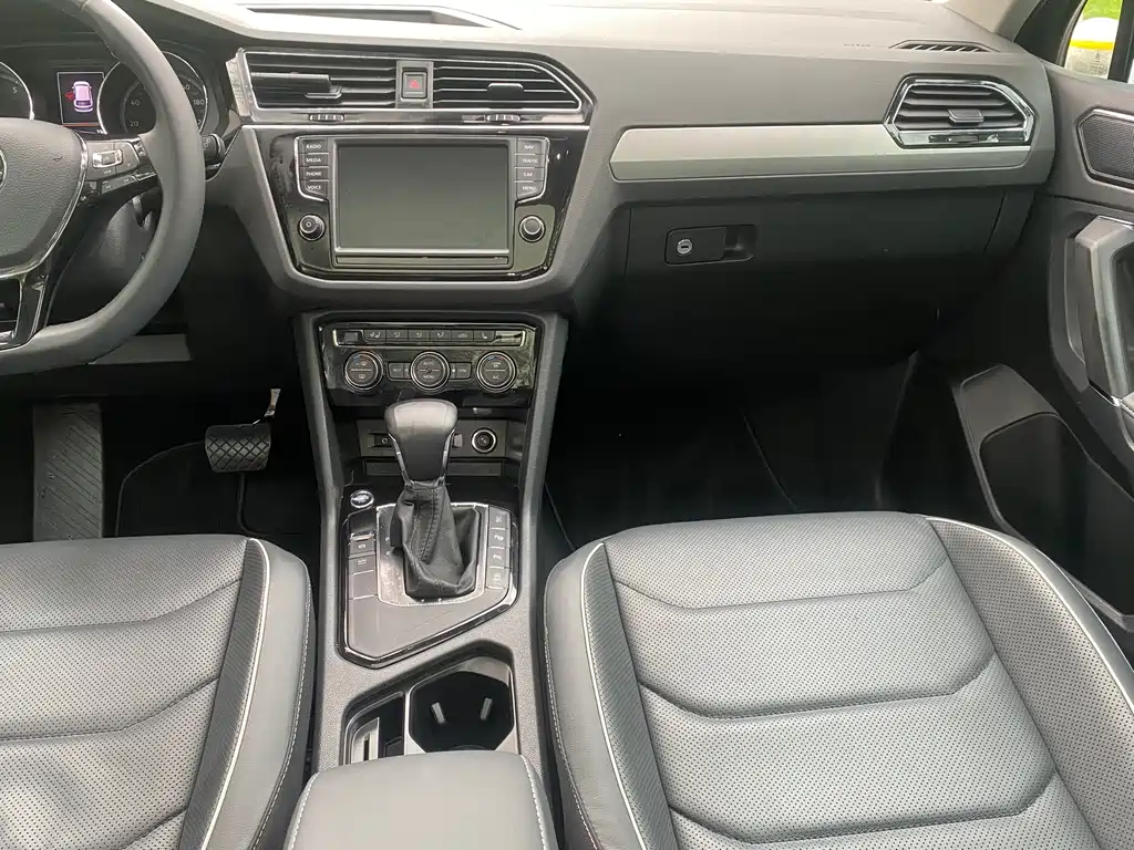 Tiguan L 2018 Facelift 330TSI Automatic FWD Flagship Edition