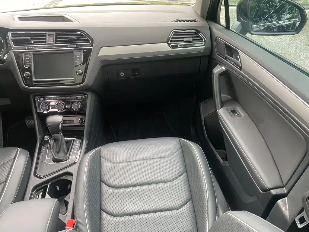 Tiguan L 2018 Facelift 330TSI Automatic FWD Flagship Edition