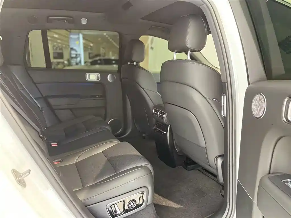 Li Auto L7 2023 Pro