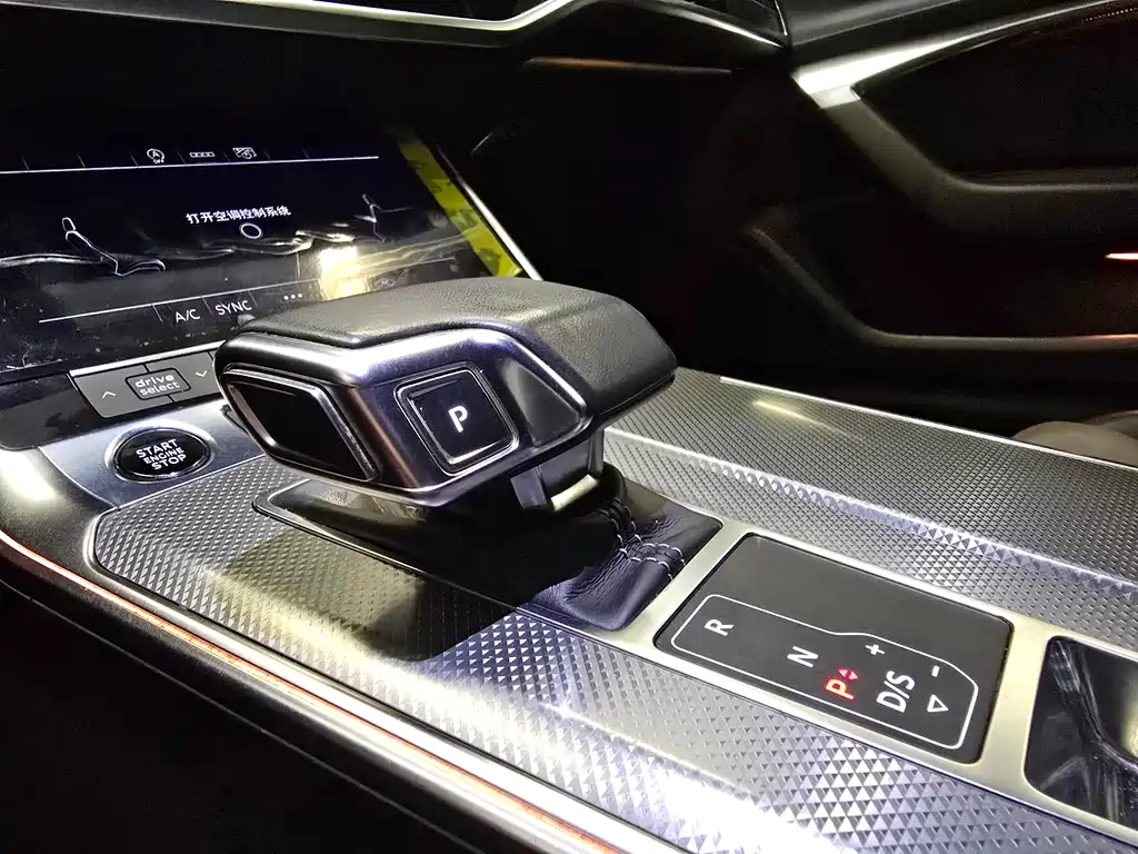 Audi A6L 2022 40 TFSI Luxury Dynamic Edition