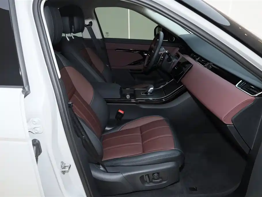 Range Rover Evoque L 2026 SE