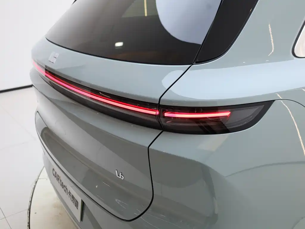 Li Auto L6 2025 Max Intelligent Refresh Edition