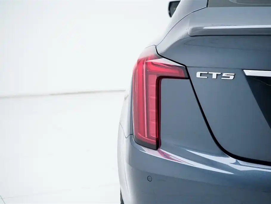 Cadillac CT5 2022 28T Luxury