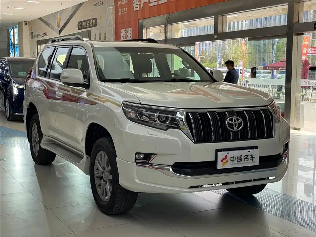 Prado 2019 3.5L Automatic TX-L Premium Edition Rear-Mounted Spare Tire