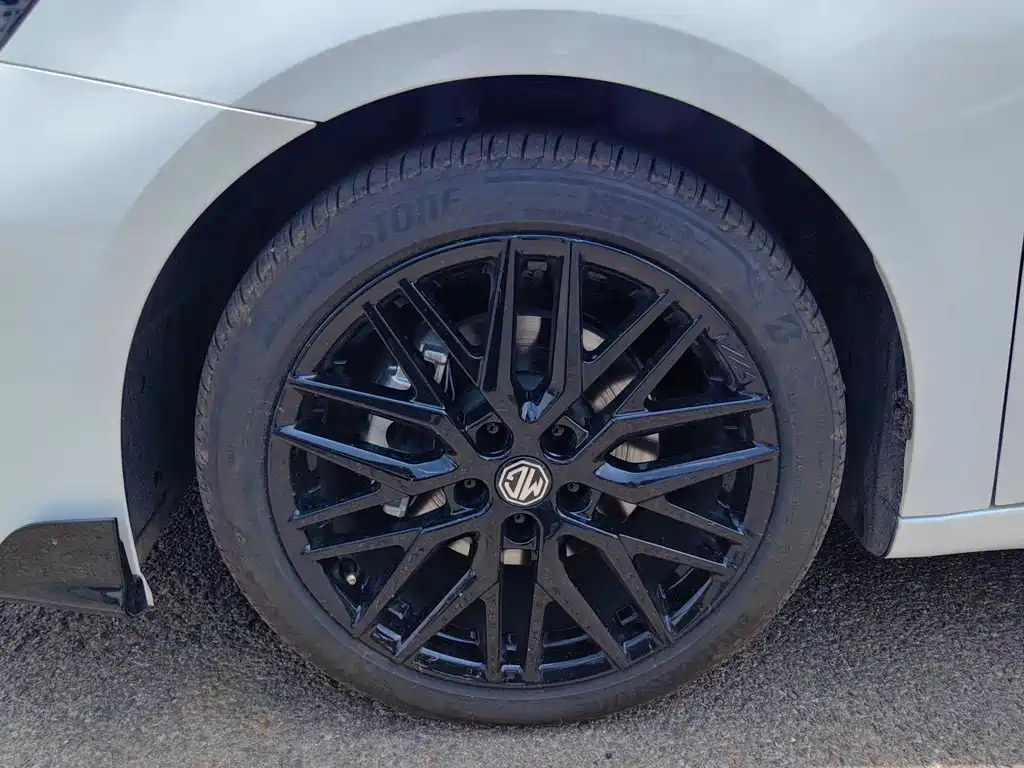 MG6 2025 1.5T XLINE Shark Edition