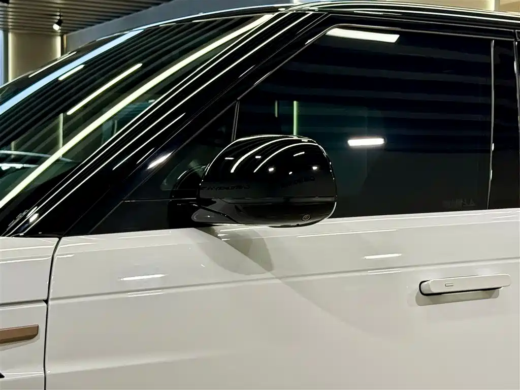Range Rover Sport 2024 400PS Dynamic SE