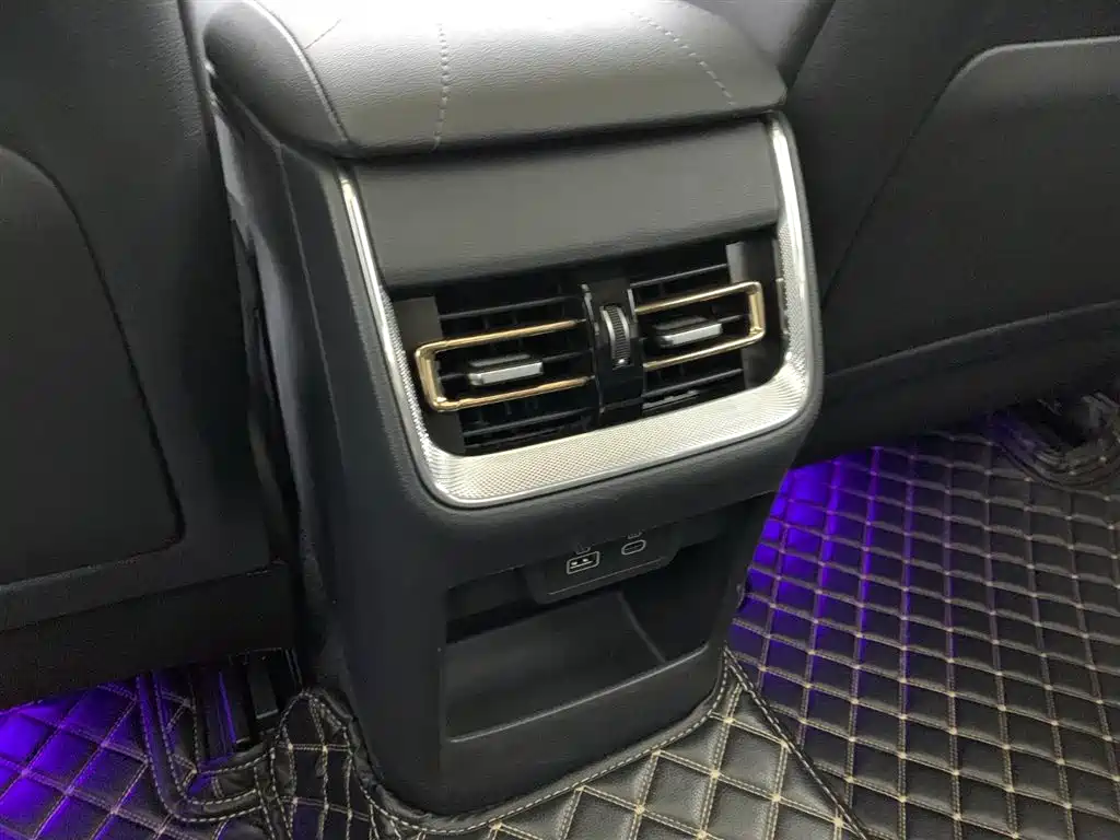 Hongqi H5 2024 1.5T DCT Smart Connect Qiyun Edition