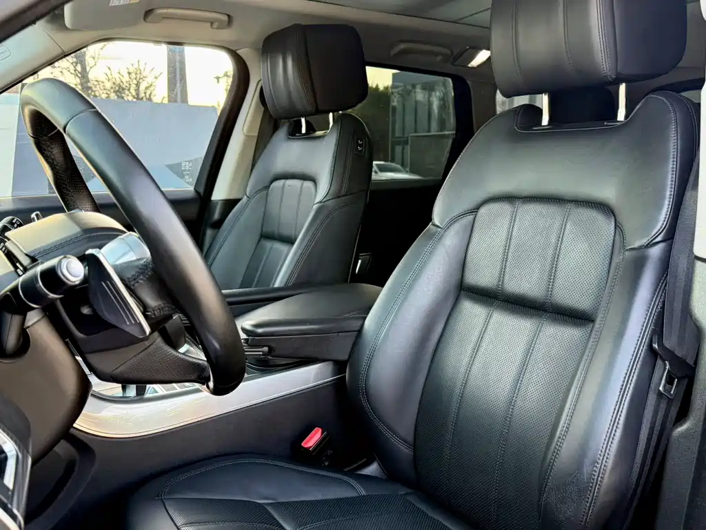 Range Rover Sport 2018 3.0 SC V6 HSE Dynamic