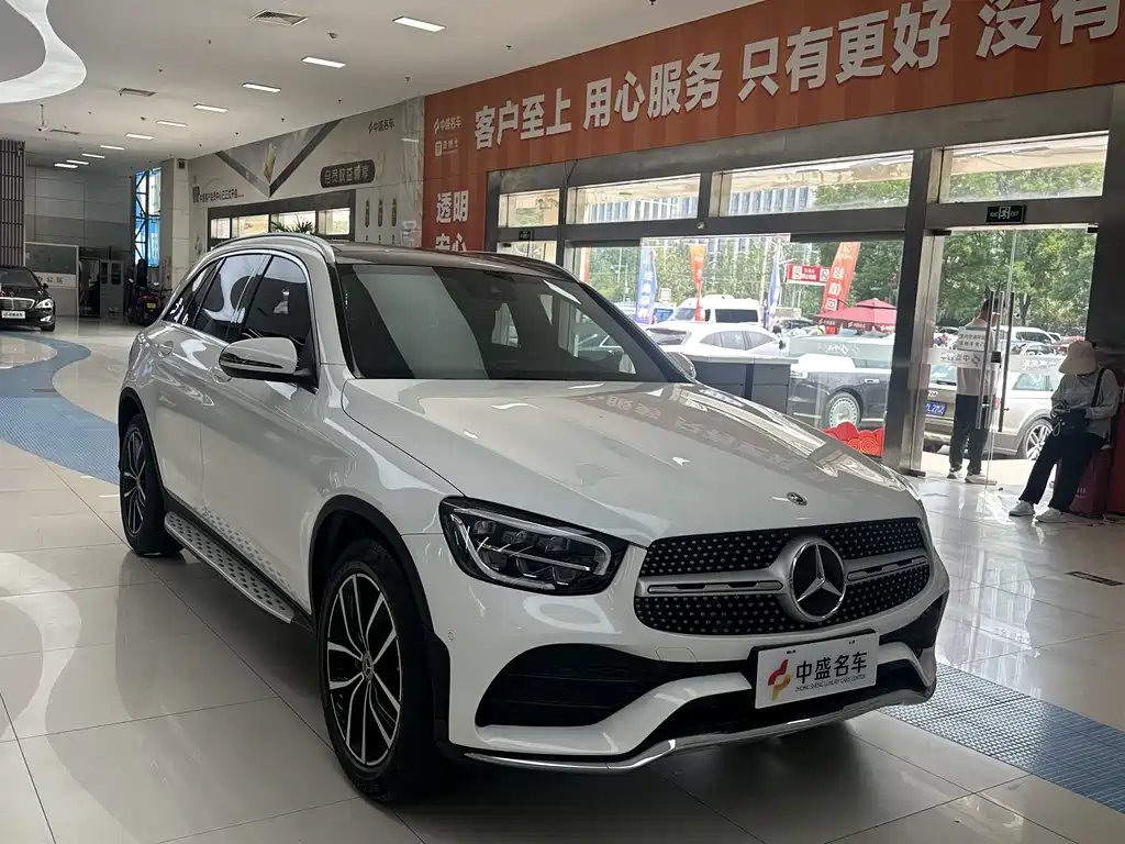 Mercedes-Benz GLC 300 L 4MATIC AMG-Line 2020