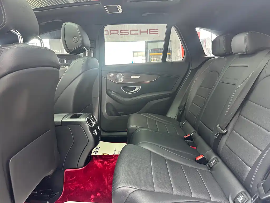 Mercedes-Benz GLC 300 L 4MATIC AMG-Line 2020