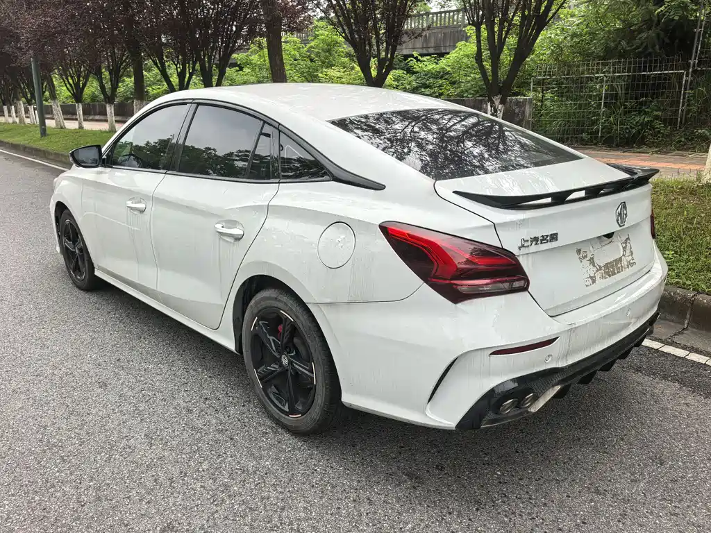 MG5 Scorpio 2022 1.5T Deluxe