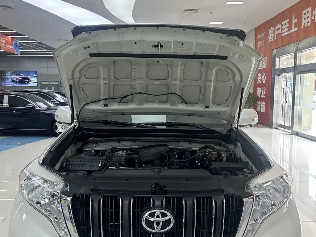 Toyota Prado 2016 2.7L Automatic Standard Edition