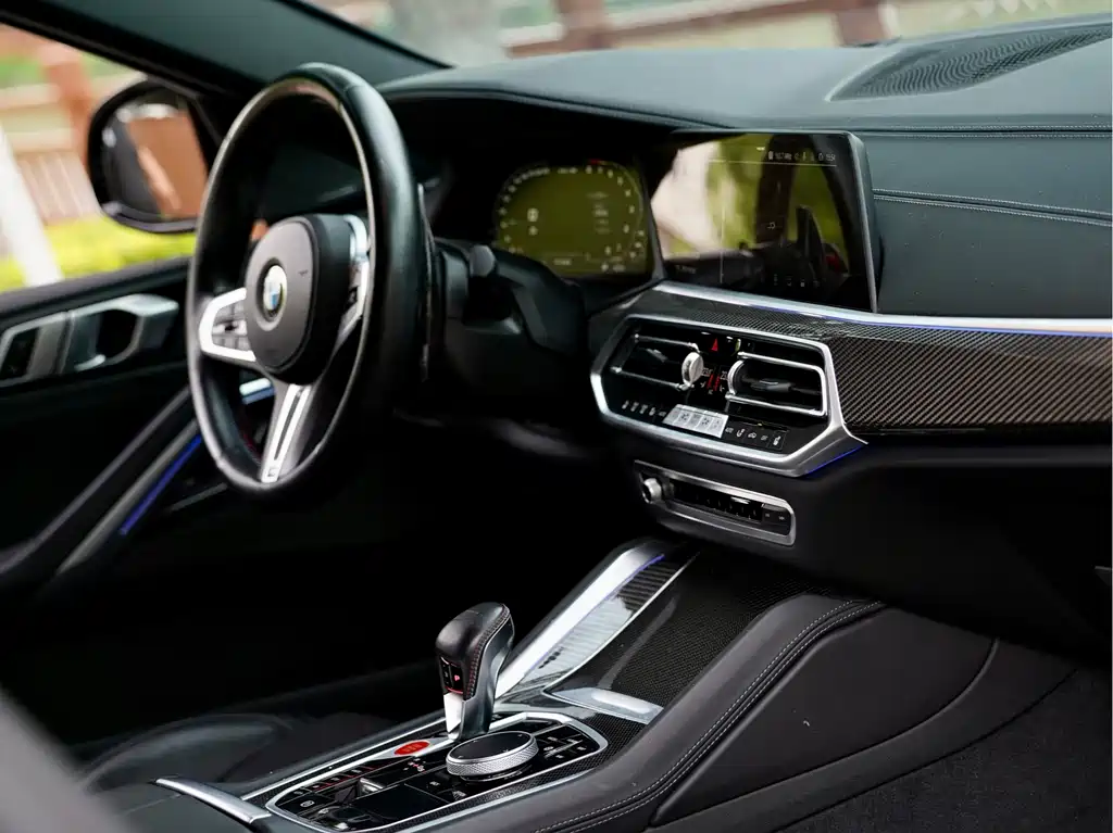 BMW X6 M 2022