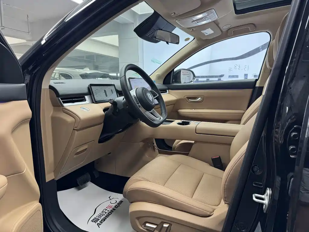 Lan Dian E5 PLUS 2025 165km Long Range Edition PLUS 5-Seater