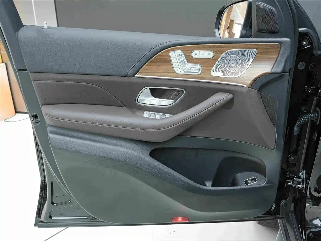 Mercedes-Benz GLS 450 4MATIC Luxury