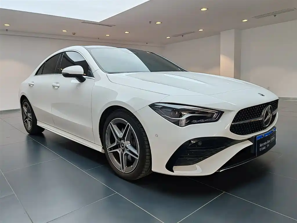 Mercedes-Benz CLA 200 2024 Model