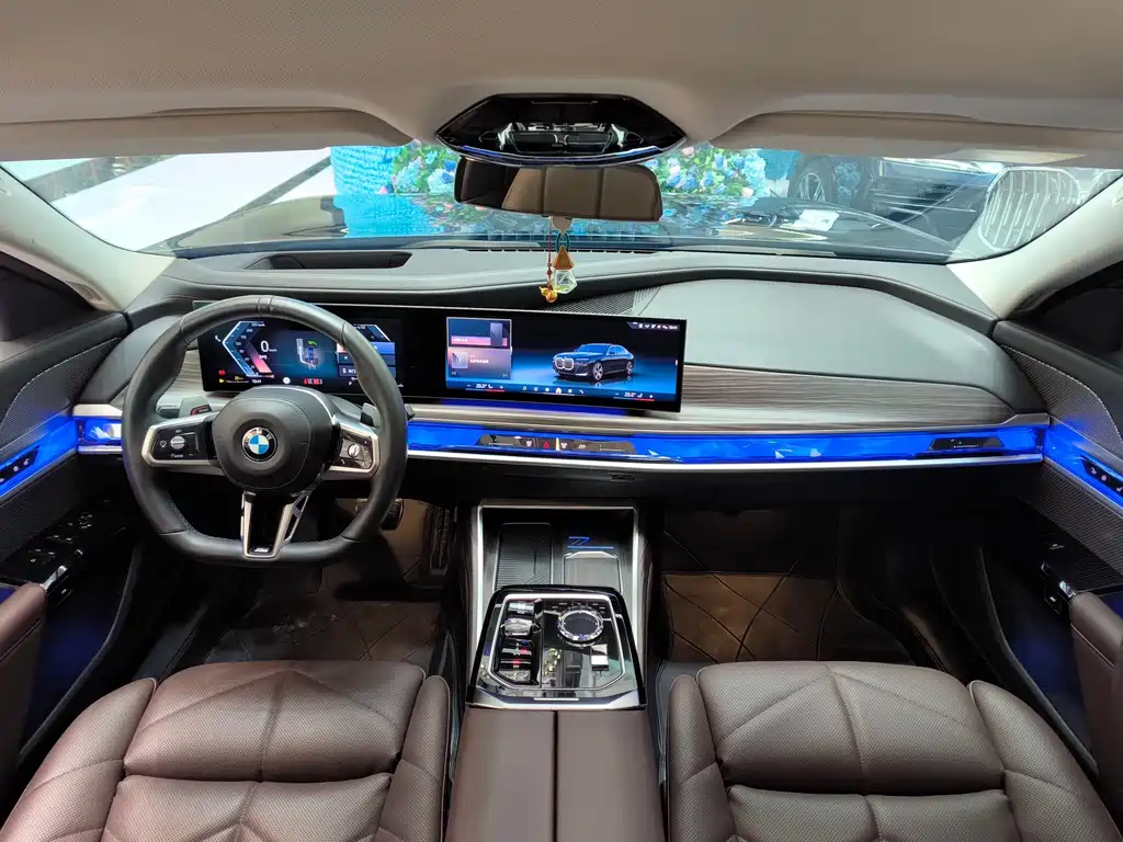 BMW 7 Series 2023 740Li Leading Edition M Sport Package