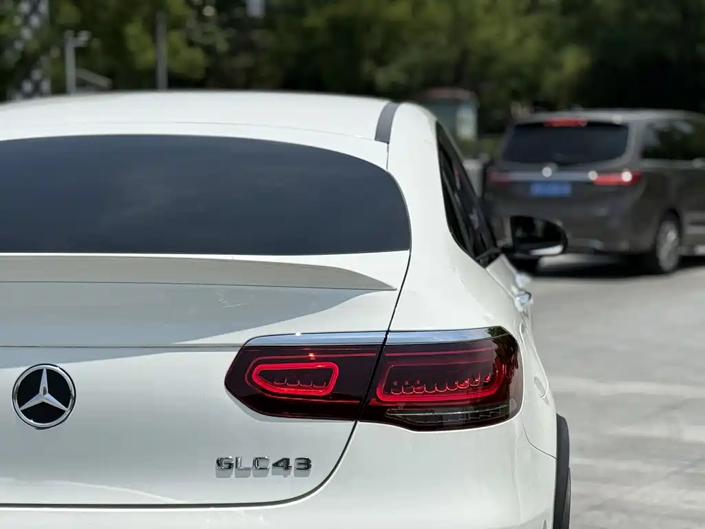 Mercedes-AMG GLC 43 4MATIC Coupe SUV 2022