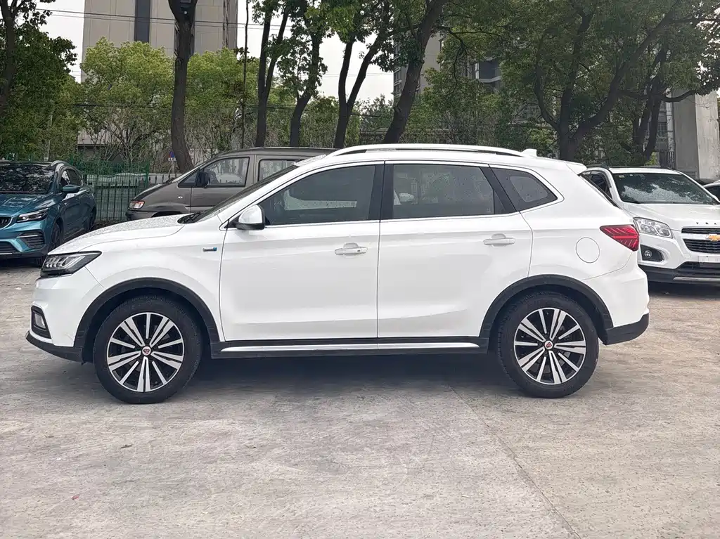 Roewe RX5 2019 20T FWD Automatic 4G Interconnected Platinum Edition