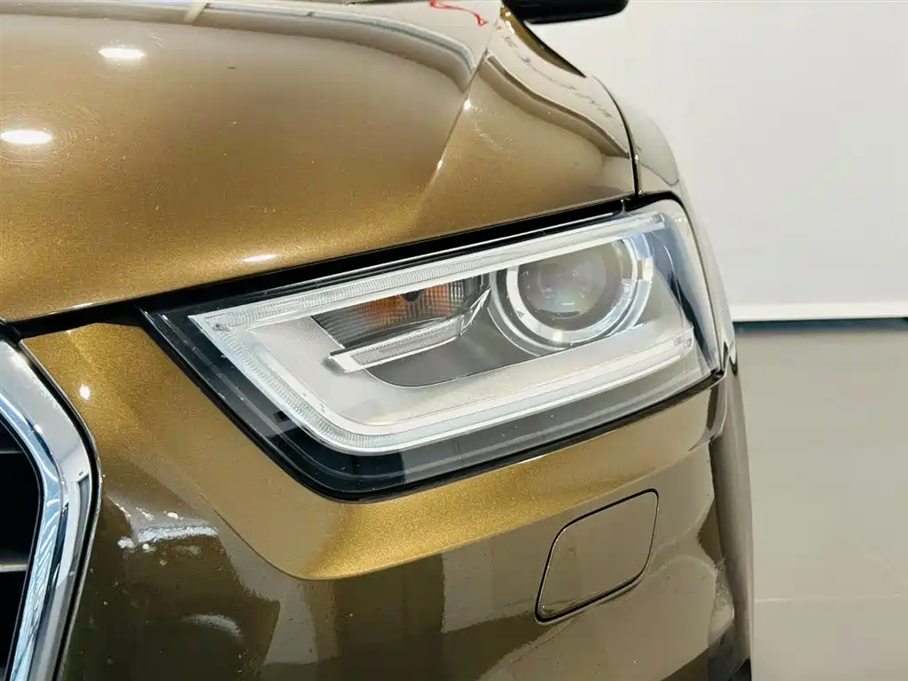 Audi Q3 2015 30 TFSI Comfort