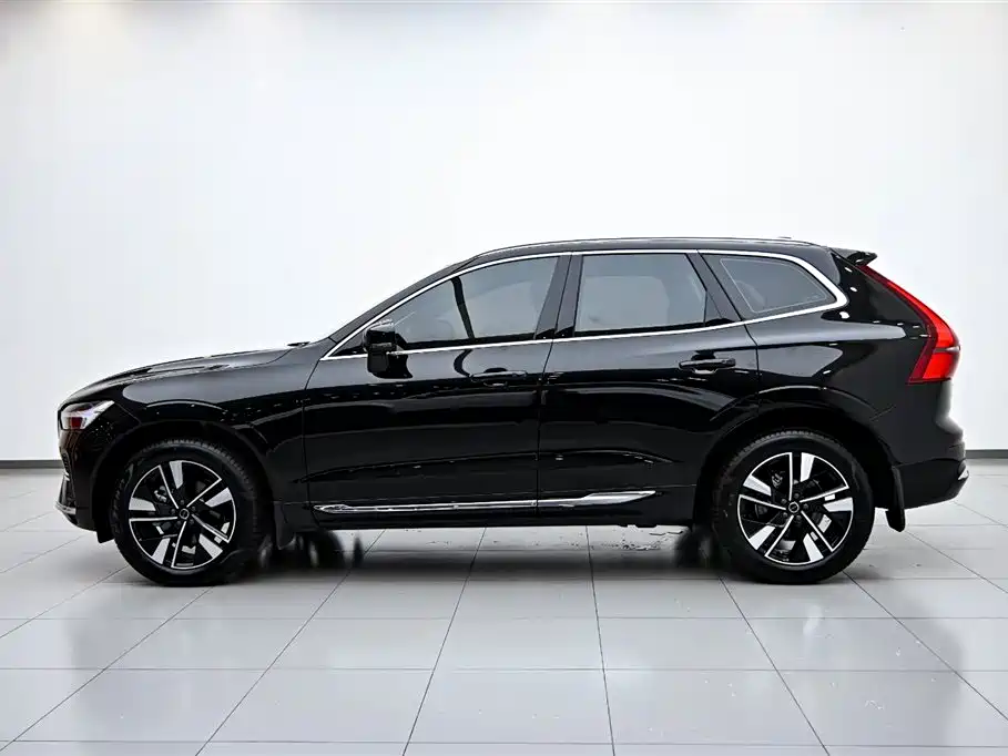 Volvo XC60 2026 B5 AWD Inscription