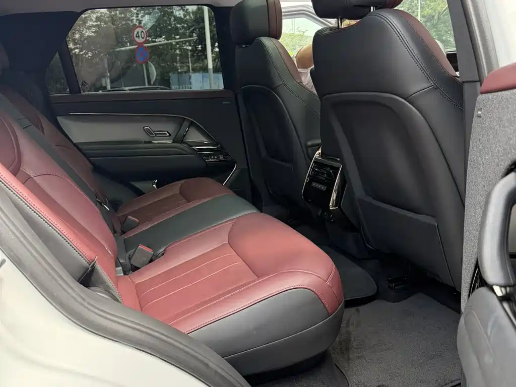 Range Rover Sport 2024 400PS Dynamic SE