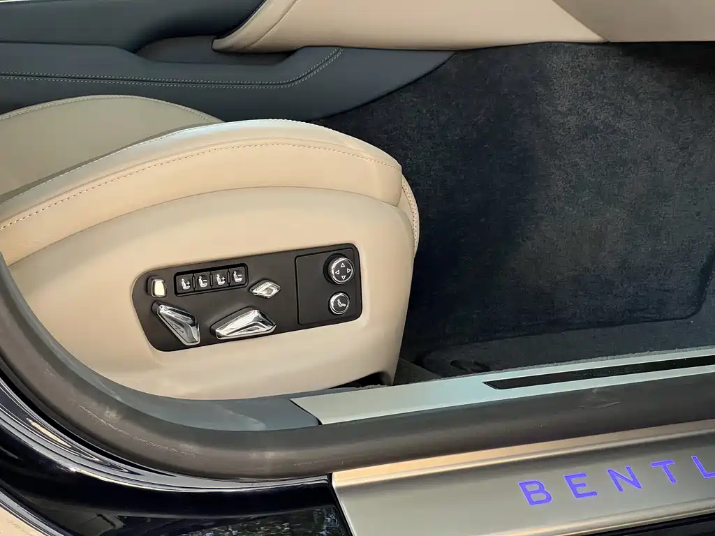 Bentley Flying Spur 2020 6.0T W12 Standard Edition
