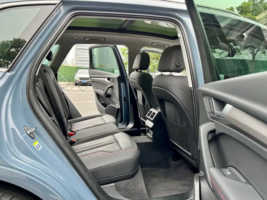 Audi Q5L 40 TFSI RS Line Edition
