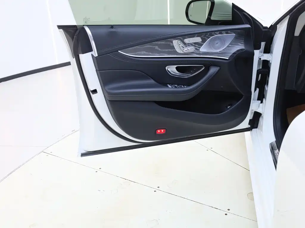 Mercedes-Benz CLS 300 2022 Dynamic
