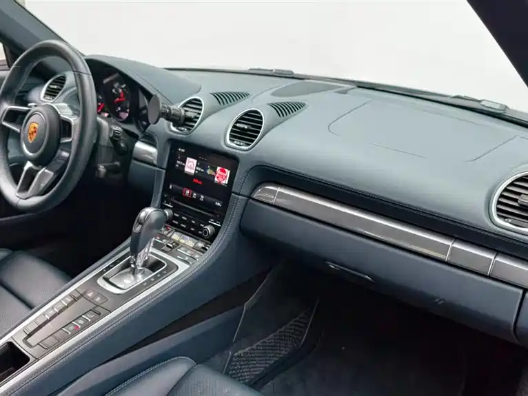 Porsche 718 Cayman 2.0T 2022
