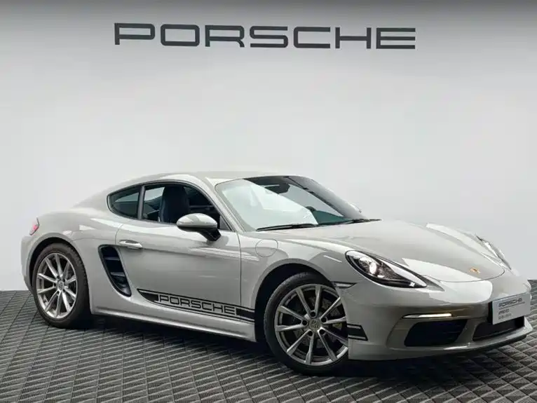 Porsche 718 Cayman 2.0T 2022