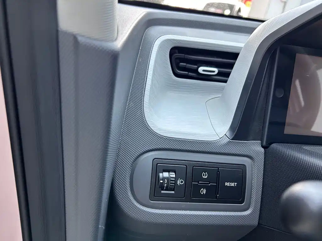 Wuling MINIEV Macaron Premium Edition 2021 Lithium Iron Phosphate