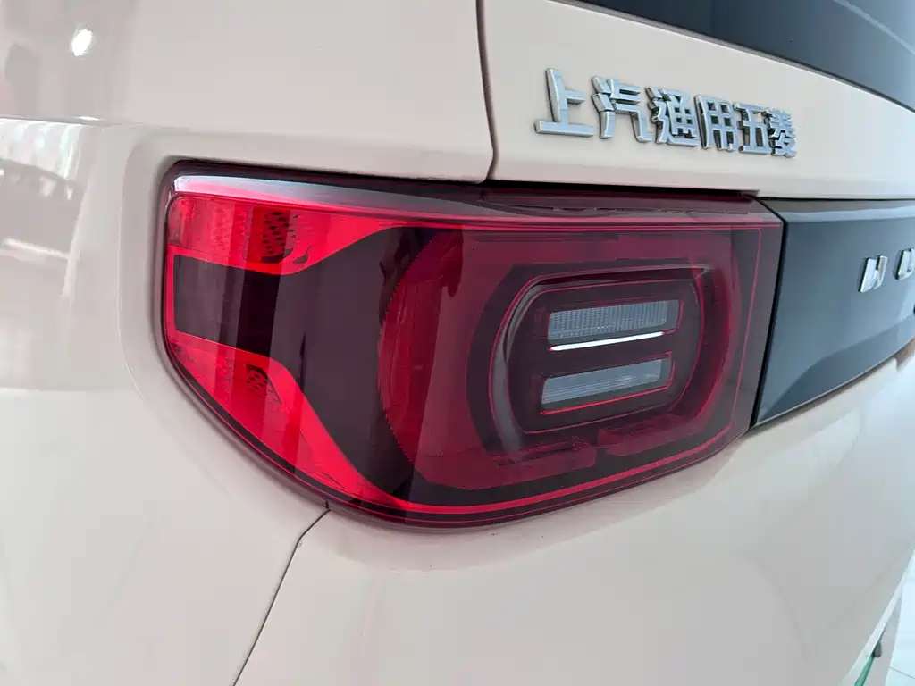 Wuling MINIEV Macaron Premium Edition 2021 Lithium Iron Phosphate