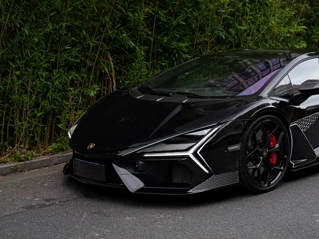 Lamborghini Revuelto 2023 6.5L PHEV Standard