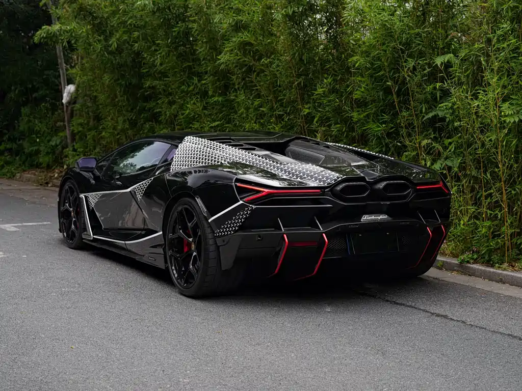 Lamborghini Revuelto 2023 6.5L PHEV Standard